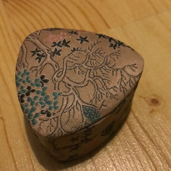 Very old small jewelry holder